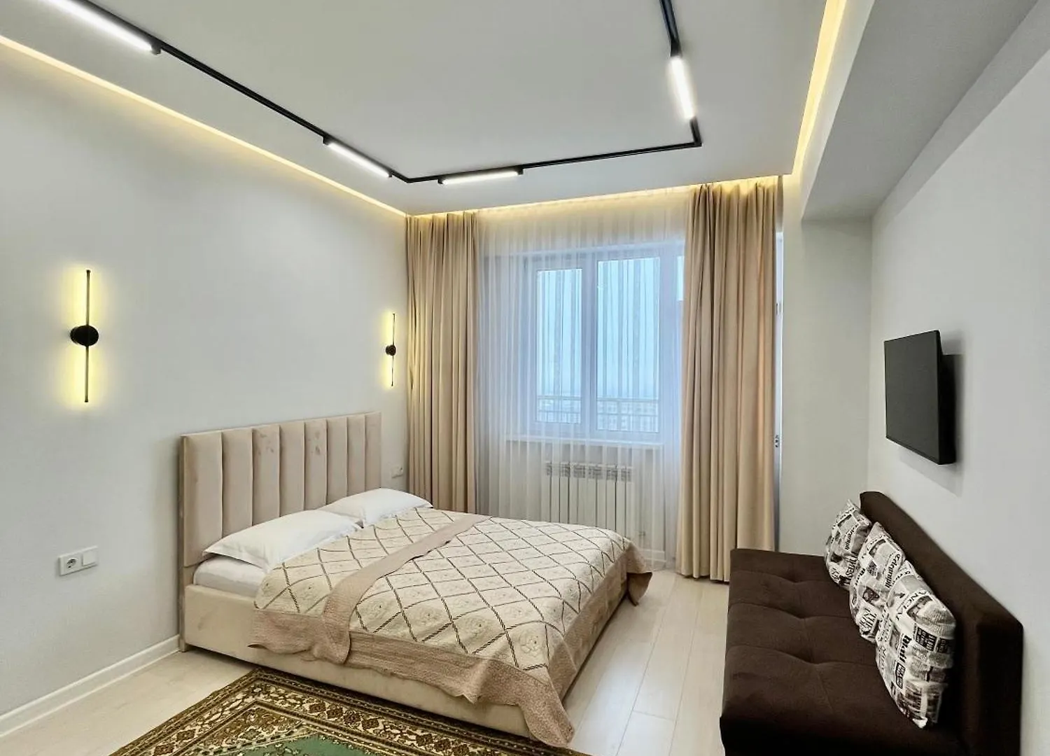 Apartment Апартаменты С Балконом Almaty